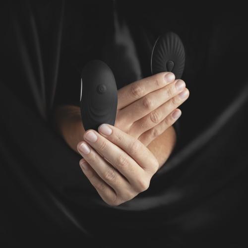 Sway Vibes No. 3 - Zwart - Vibrator String Met Afstandsbediening - PlayForFun