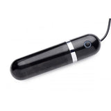 Lightning Stroke Masturbator Met Bullet Vibrator - PlayForFun