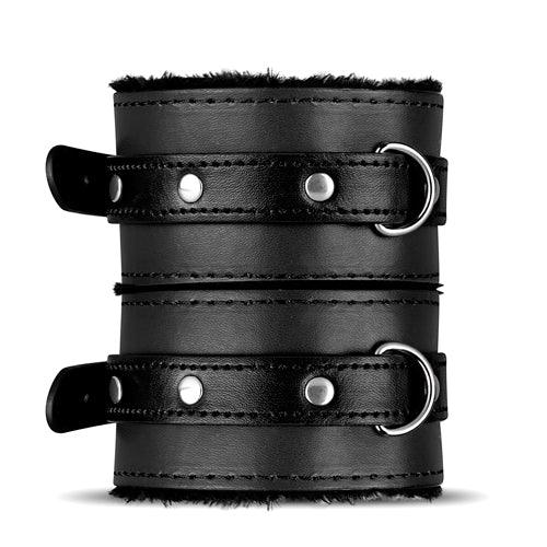 Secret Pleasure Chest - Black Fantasy - PlayForFun Secret Pleasure Chest - Black Fantasy - PlayForFun